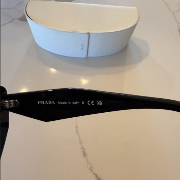 Prada Sunglasses - PR 19ZSF Black Frame. Grey Lenses - Picture 5 of 11